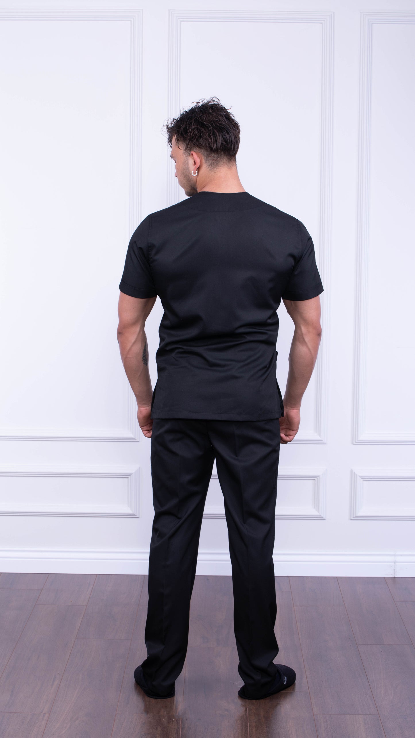Men's V-neck uniform