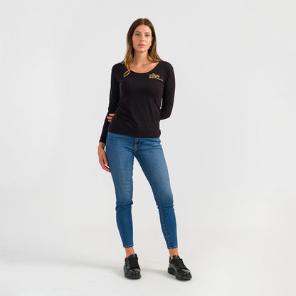 Long-sleeved T-shirt
